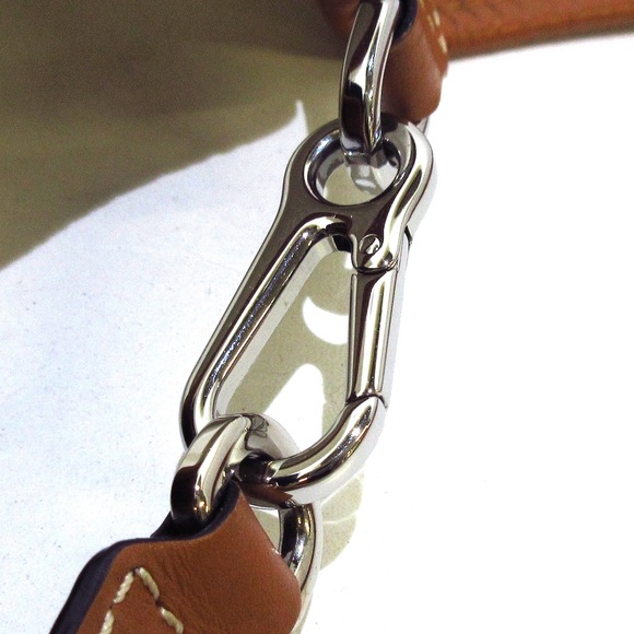 LOEWE Balloon Shoulder Bag - Picture 12 of 12